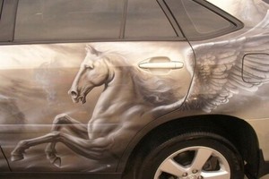 Аэрографическая роспись автомобиля